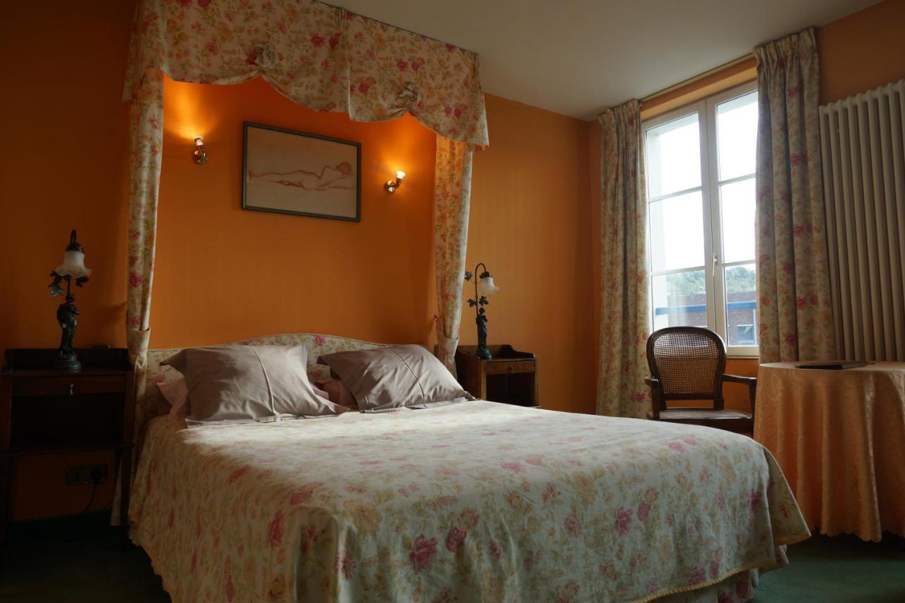 La Diligence Hotel 3*